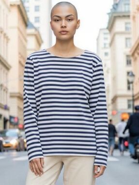 Agnes B Women’s T Shirt Long Sleeve Blue White Size 2